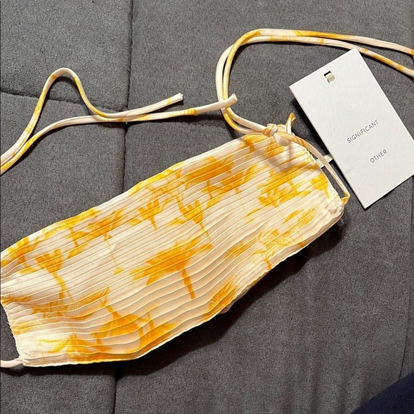 Significant Other Silky Yellow Tie-Dye Pleated Face Mask - Picture 1 of 4